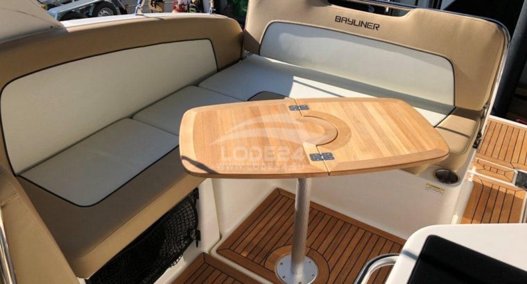 BAYLINER CIERA 8 SPORT