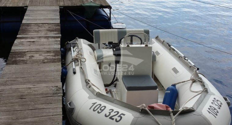 Outboard boat engine