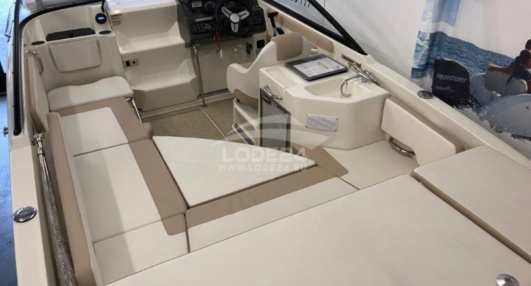 BAYLINER VR-6 Cuddy