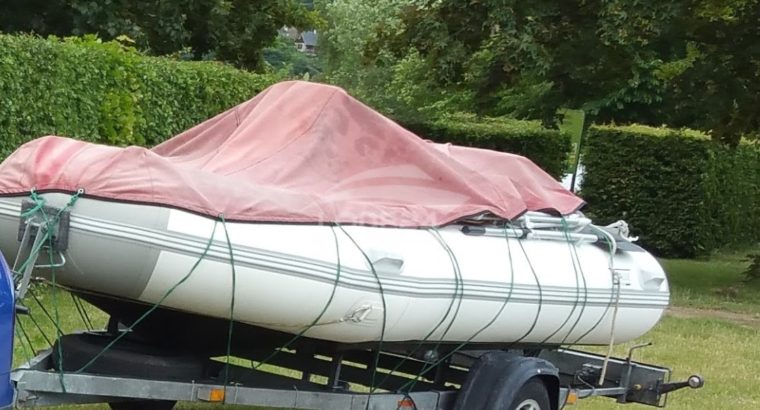 I`m selling inflatable boat