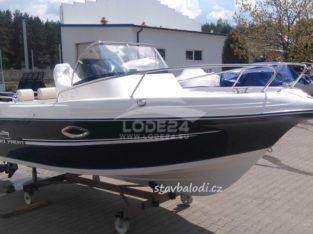 Motor cabin boat SC 570