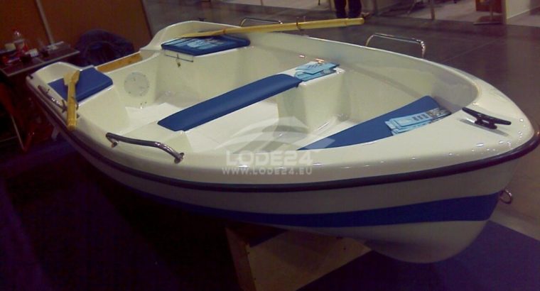 Boat Lipno 404 electric motor
