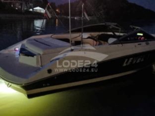 Regal 2000 bowrider 5.7 V8 Gi