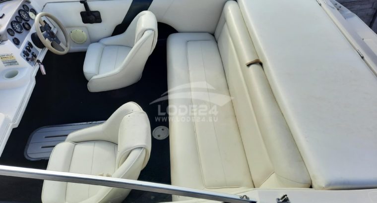 BOAT REGAL 176