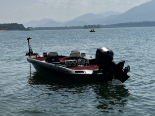 Ranger r72 sport bass boat