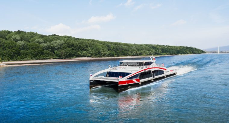 The catamaran on the line Vienna – Bratislava is preparing for a new season. It expects around 150,000 passengers