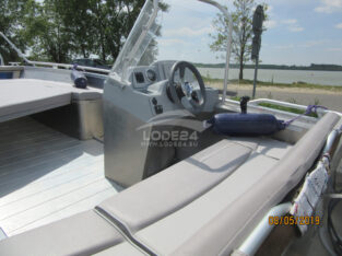 Boat Linder 460 Arkip