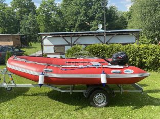 Boat with 20Hp engine