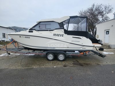 Quicksilver Activ 675 Weekend