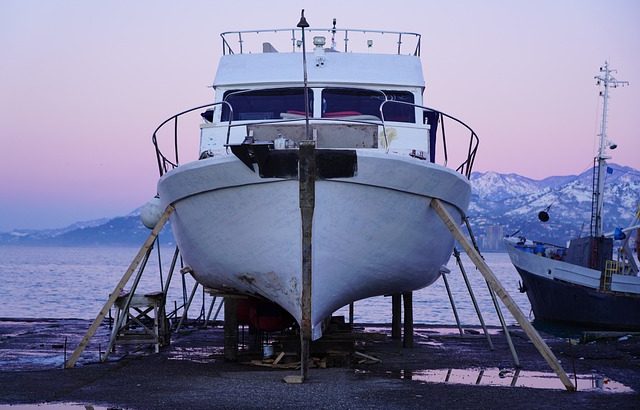 How to prepare your boat for the season after winter?